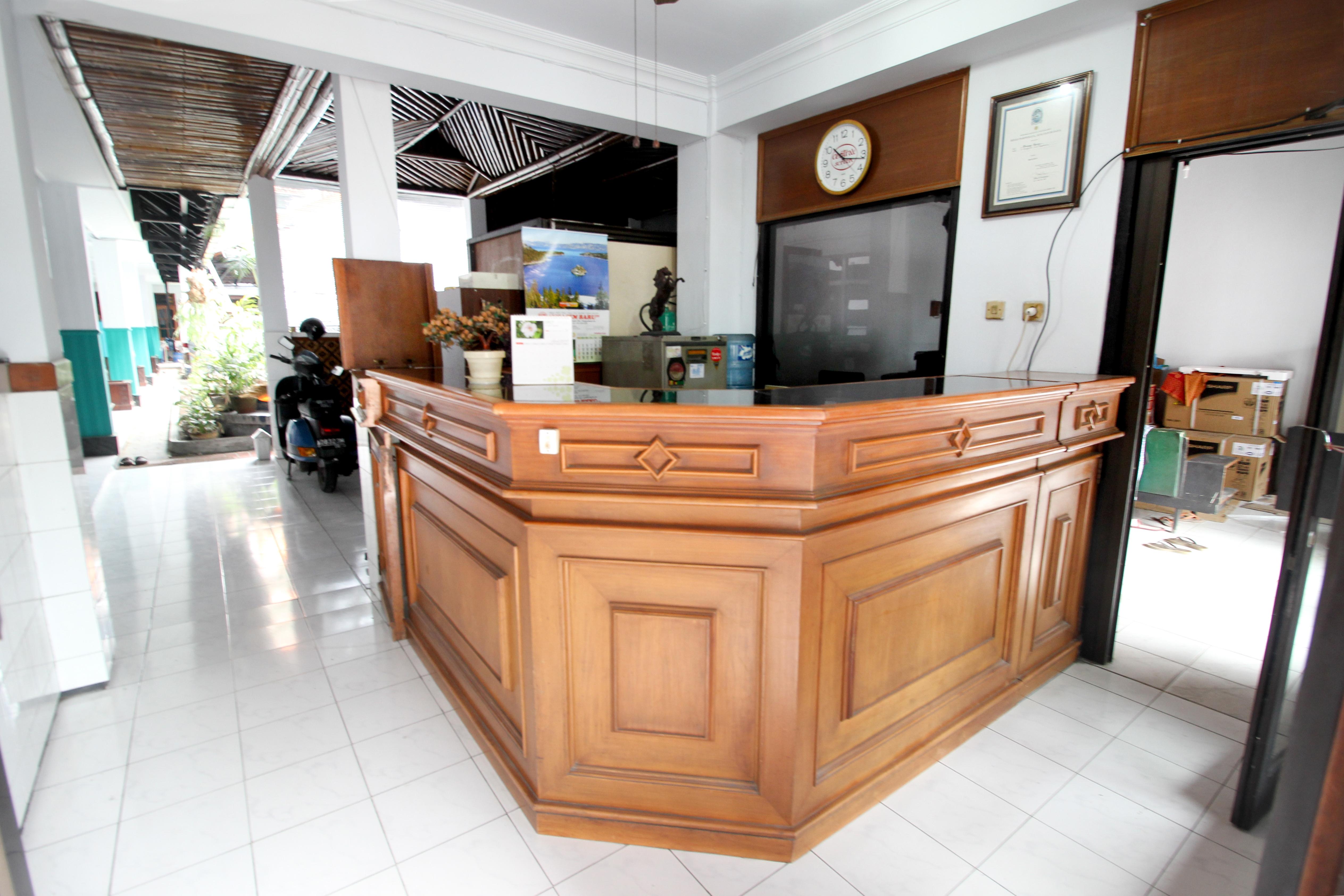 Reddoorz Plus Near Alun Alun Selatan Hotel Jogjacarta Exterior foto